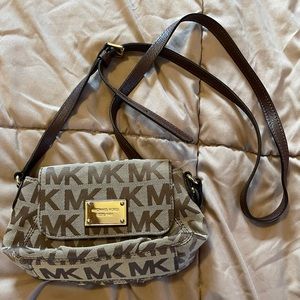 Michael kors cross body bag